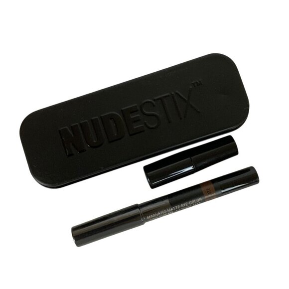 Nudestix Magnetic Matte Eye Color Pencil CHOCOLATE with Sharpener and Tin - Picture 1 of 4